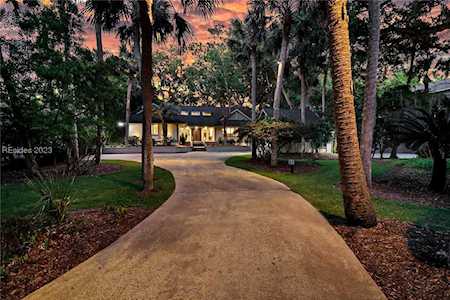 15 Rum Row Hilton Head Island, SC 29928