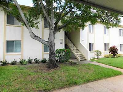 109 Cypress Ct Oldsmar, FL 34677