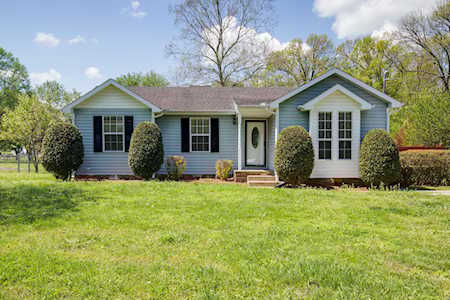7549 Chadwick Dr Murfreesboro, TN 37129
