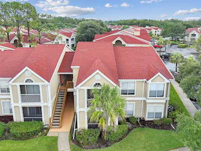 9481 Highland Oak Dr #911 Tampa, FL 33647