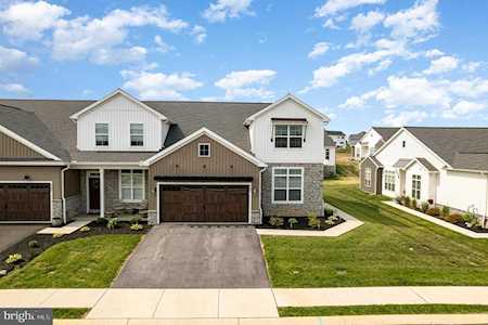 787 Aurora Dr Mechanicsburg, PA 17055
