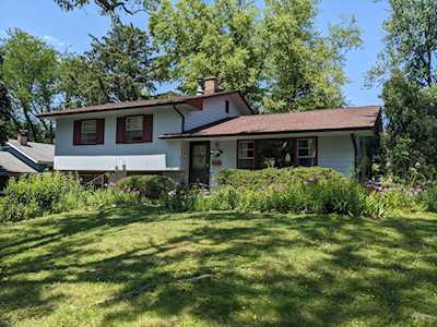 744 Sunset Dr Naperville, IL 60540