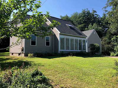 2 Wildwood Dr Fremont, NH 03044