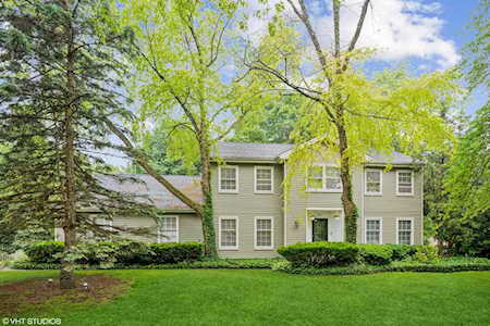 611 Edward Rd Naperville, IL 60540