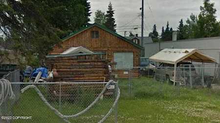 632 W 14th Ave Anchorage, AK 99501