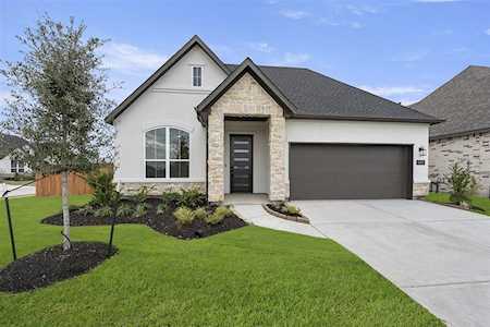 5003 Matador Ln Iowa Colony, TX 77583