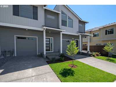 16792 SE Rebstock Park LN #430 Happy Valley, OR 97086