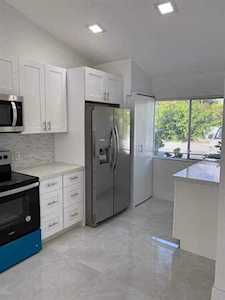 5532 SW 28th Terrace Hollywood, FL 33312