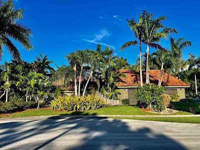 632 Deer Creek Run Deerfield Beach, FL 33442