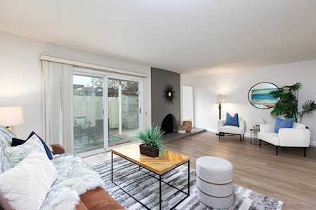 3251 Loma Riviera Dr San Diego, CA 92110