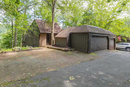 101 Bear Track Nashville, TN 37221