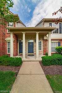 3595 Tremonte Circle Rochester, MI 48306