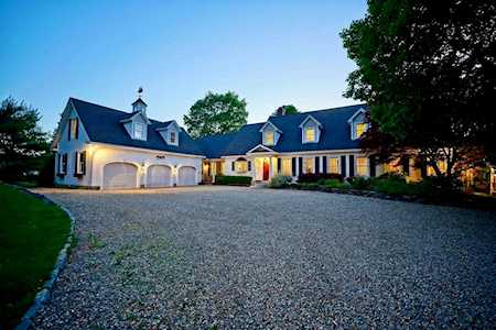 31 Tidewater Farm Rd Greenland, NH 03840