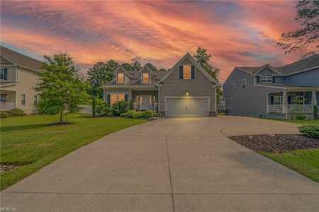 1972 Burson Dr Chesapeake, VA 23323