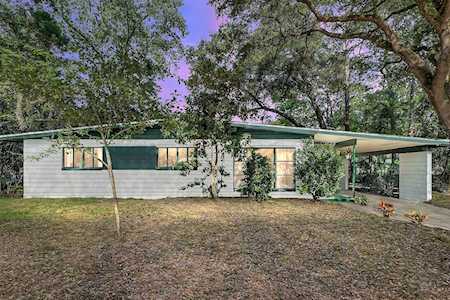 610 NW 34th Dr Gainesville, FL 32607
