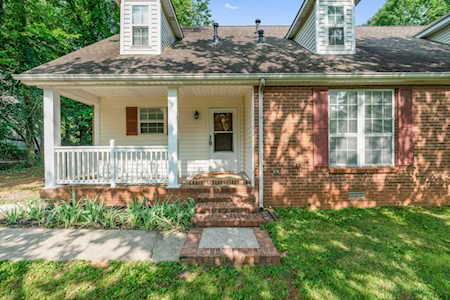 2545 Oak Hill Dr Murfreesboro, TN 37130