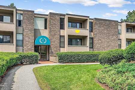 50 Shrewsbury Green #J Shrewsbury, MA 01545
