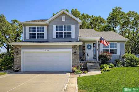 21439 Hampton Dr Gretna, NE 68028