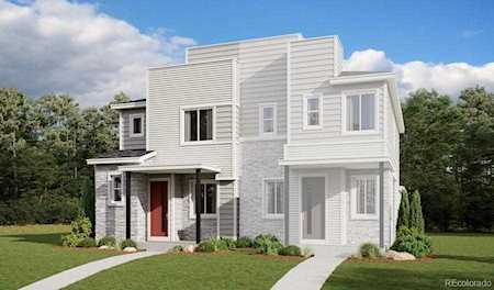 1733 S Andes Circle Aurora, CO 80017