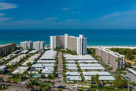 6300 Midnight Pass Rd #4 Sarasota, FL 34242