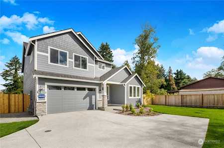 2913 180th Street Ct E Tacoma, WA 98445