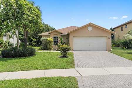 6148 Azalea Cir Circle West Palm Beach, FL 33415