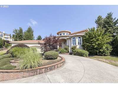 2690 Lorinda LN West Linn, OR 97068