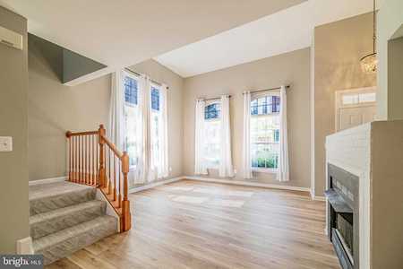 42233 Black Rock #311 Aldie, VA 20105