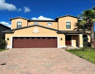 11016 Tahiti Isle Ln Tampa, FL 33647