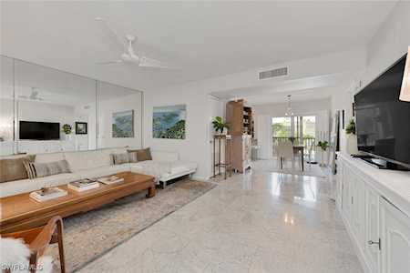 788 Park Shore Dr #A24 Naples, FL 34103