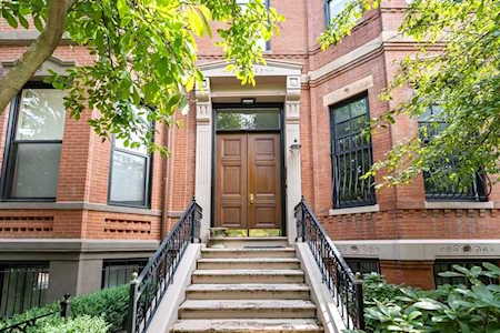 216 Commonwealth Ave #1 Boston, MA 02116