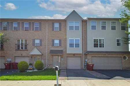 2543 Chestnut Ln Easton, PA 18040
