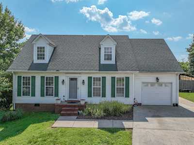 888 Skye View Dr Gallatin, TN 37066