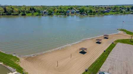 1741 Chickasaw Drive London, OH 43140