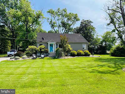56 Lighthouse Rd Selbyville, DE 19975