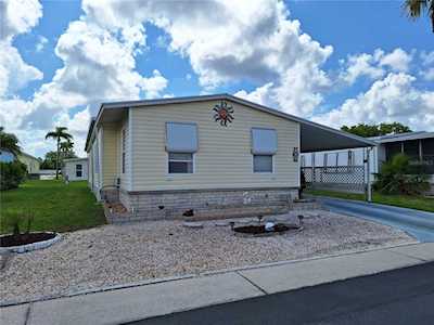 Stonehedge on the Hill - Mobile Homes for Sale in Tarpon Springs