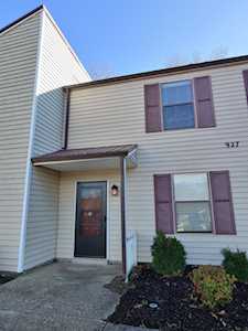 927 Kingsbury Dr #B Clarksville, TN 37040
