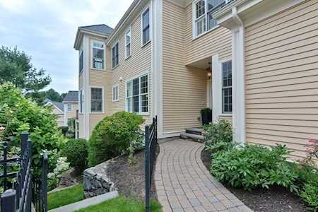 35 Clubhouse Way #35 Sutton, MA 01590