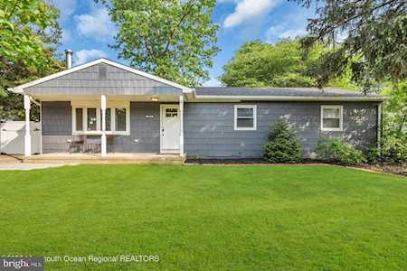 2474 Huckleberry Rd Manchester Township, NJ 08759