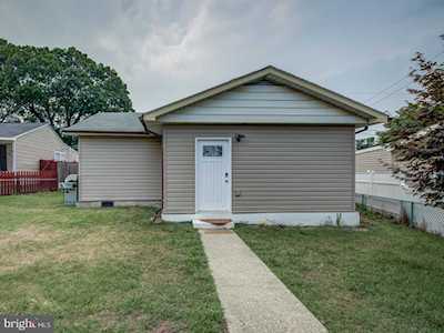 114 Compass Rd Middle River, MD 21220
