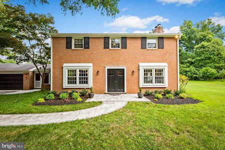6725 Surrey Ln Clarksville, MD 21029