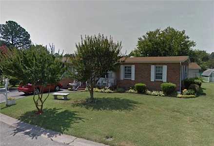 156 Allard Rd Portsmouth, VA 23701