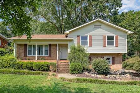 1827 Edgewater Dr Charlotte, NC 28210