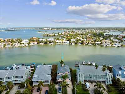 2507 Bay Blvd #A & B Indian Rocks Beach, FL 33785