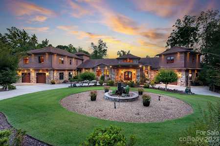 5239 Mallard Point Dr Lake Wylie, SC 29710