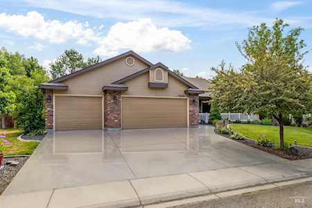 1930 N Prestwick Way Eagle, ID 83616