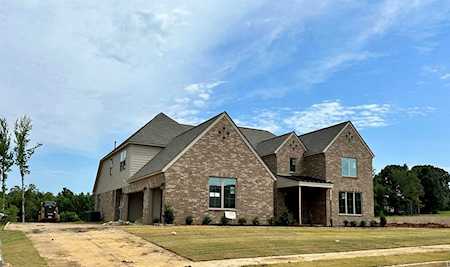 5598 Knotted Oak Ln Arlington, TN 38002