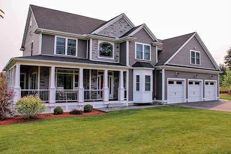 41 Burnham Rd Windham, NH 03087