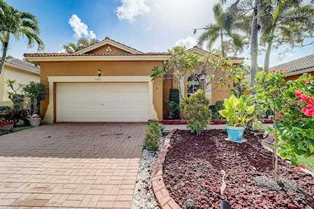 5741 NW 122nd Ter Coral Springs, FL 33076