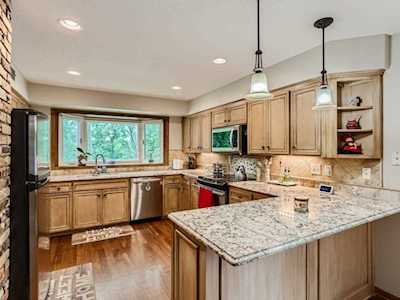 1454 Bussard Court Arden Hills, MN 55112